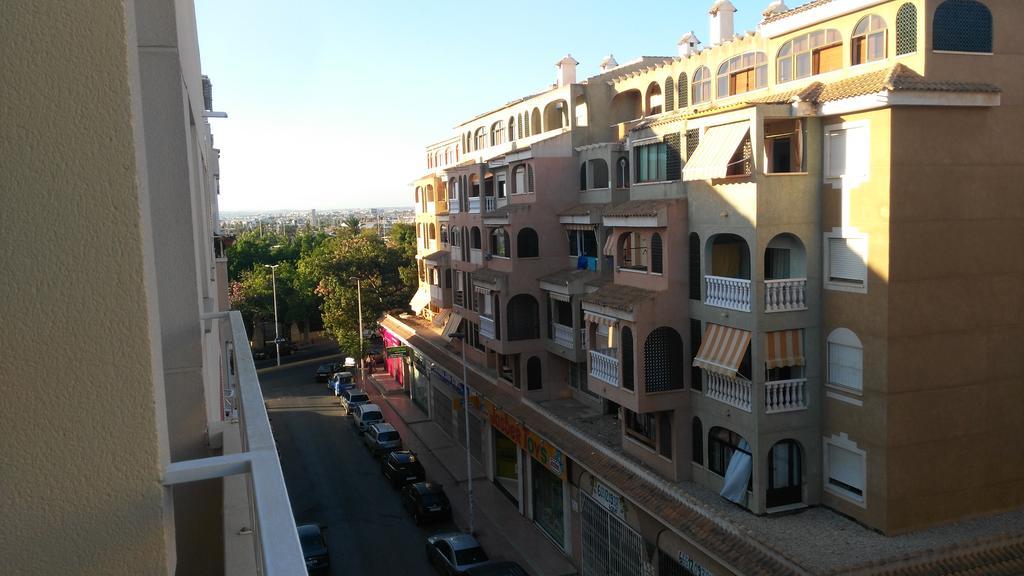 Best House Daniela Torrevieja Exterior foto